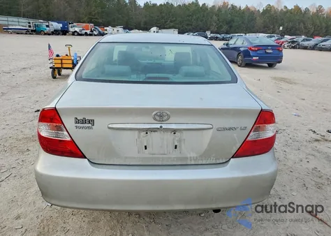2004 Toyota Camry Le из США, поврежденный, VIN 4T1BE32KX4U938186